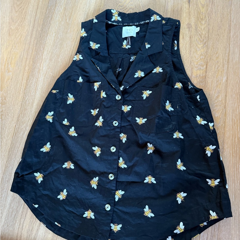 Vintage Anthropologie Parisian Retro Embroidered Bee Blouse